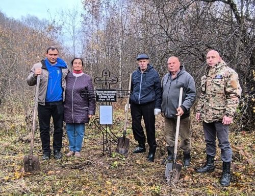 В Верхнеуслонском районе установлен памятный крест на братской могиле