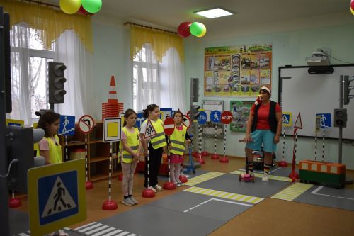 В Верхнеуслонском детском саду «Радуга» появился автогородок