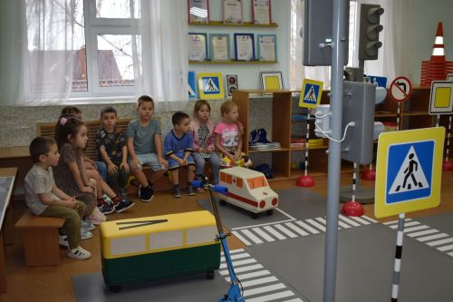 В Верхнеуслонском детском саду «Радуга» появился автогородок