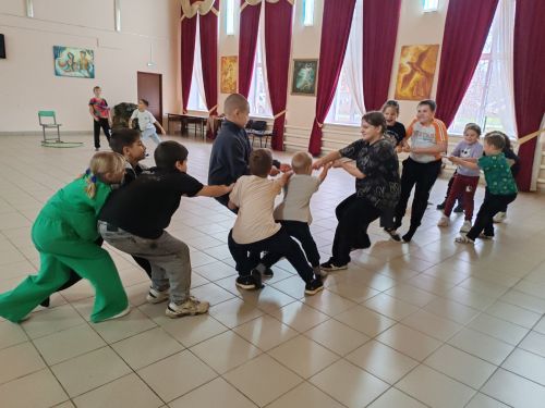 Спортивная программа «Веселые старты» для детей прошла в Кураловском СДК