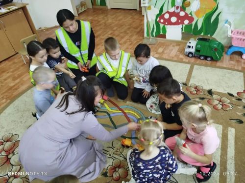 ЮИД Введенско-Слободской школы провел мероприятие по ПДД для детсада