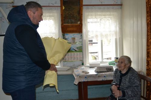 Екатерине Егоровой из Шеланги исполнилось 95 лет