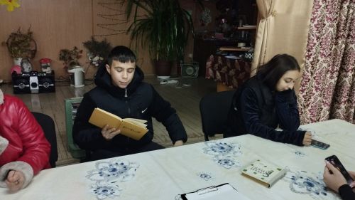 Литературный вечер к 130-летию Есенина прошел в Ямбулатовском СДК
