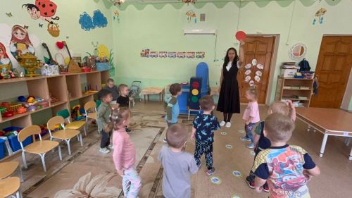 День пешеходного перехода отметили в детском саду с котом Тошкой