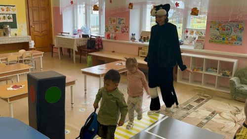 День пешеходного перехода отметили в детском саду с котом Тошкой