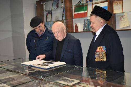 Полицейских Верхнеуслонского района поздравили с профессиональным праздником
