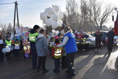 Акция памяти жертв ДТП прошла в Верхнем Услоне