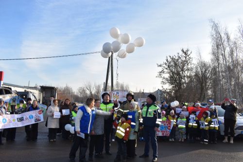 Акция памяти жертв ДТП прошла в Верхнем Услоне
