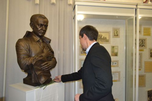 Песняр земли белорусской: дружба, память и живое слово в сердце Печищ