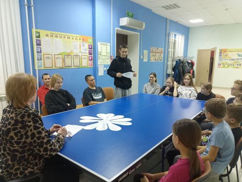 Час общения о толерантности прошел для молодежи в Русском Макулове