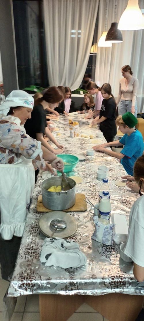 В Верхнеуслонском молодежном клубе готовили «Кыстыбый»