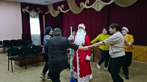 День рождения Деда Мороза отпраздновали в Кильдеевском Доме культуры