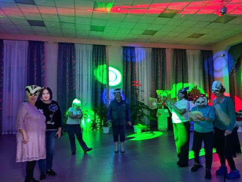 Осенние посиделки для пожилых прошли в Печищинском Доме культуры