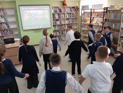 Балалар китапханәсендә сәламләү көне узды
