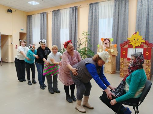 Осенние посиделки для пожилых прошли в Печищинском Доме культуры