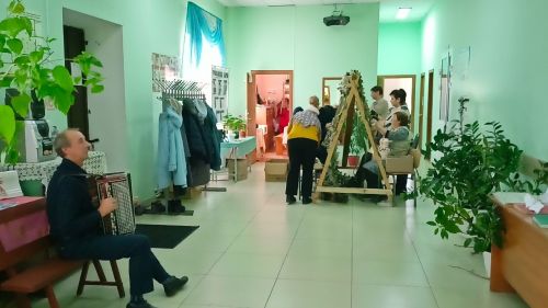 Военные песни исполняли волонтеры в Кильдеевском Доме культуры