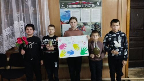 Участник СВО встретился со школьниками в Ямбулатовском сельском Доме культуры