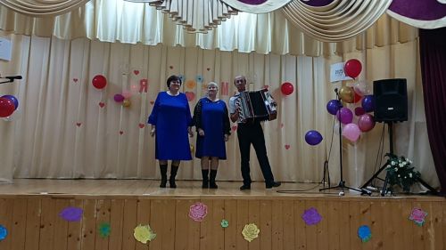Праздничный концерт ко Дню матери прошел в Кильдеевском Доме культуры