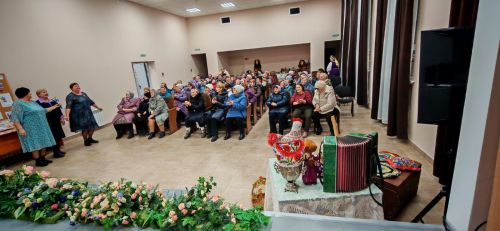 Акция ко Дню матери прошла для получателей соцуслуг в Верхнеуслонском районе