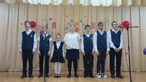 Праздничный концерт ко Дню матери прошел в Кильдеевском Доме культуры