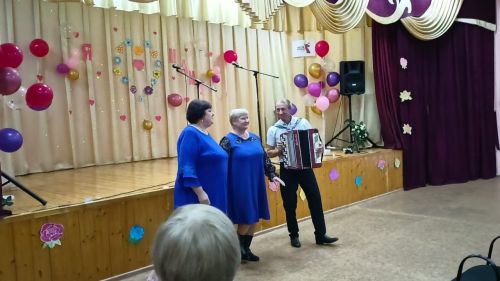 Праздничный концерт ко Дню матери прошел в Кильдеевском Доме культуры