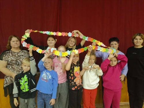 Венок дружбы: мастер-класс для детей в Кильдеевском ДК