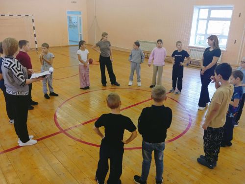 Викторина ко Дню народного единства в Русском Макулове