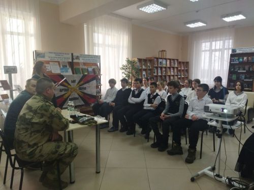 Верхнеуслонские гимназисты прошли квест и встретились с участниками СВО