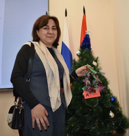 Власть и бизнес Верхнего Услона собрались на итоговую встречу и помогли детям