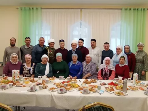 Югары Ослан мәчетендә МХО сугышчыларының әти-әниләрен хөрмәтләделәр
