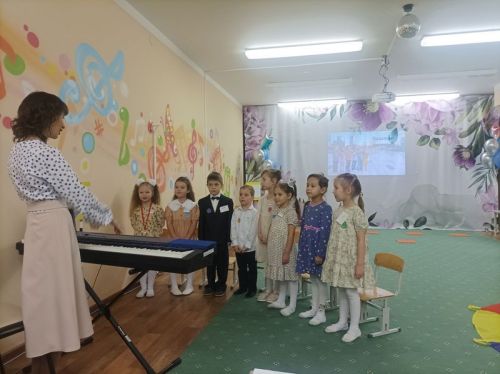 В Верхнем Услоне подвели итоги конкурса «Воспитатель года»