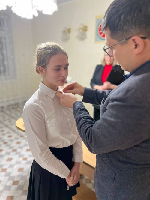 Верхнеуслонским школьникам вручили паспорта в День Конституции