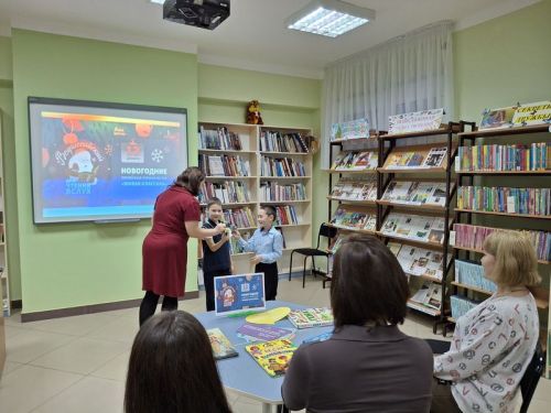 Новогодние семейные чтения вслух прошли в Верхнеуслонской детской библиотеке