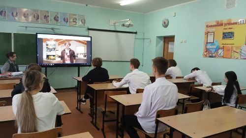Югары Ослан урта мәктәбендә «Мөһим сөйләшүләр» дәресе узды