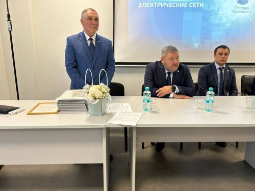 В Верхнеуслонском районе представили нового руководителя электросетей