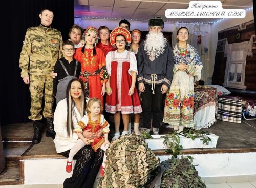 Когда сказка оживает: спектакль в Н.Морквашах подарил зрителям чудо и тепло