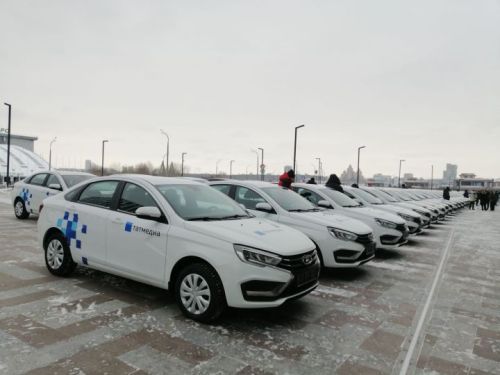 Редакция «Волжской нови» получила новый служебный автомобиль
