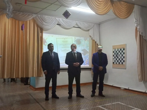 Октябрьский бистәсе мәктәбе юбилеен билгеләп үтте