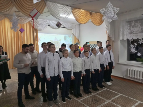 Октябрьский бистәсе мәктәбе юбилеен билгеләп үтте