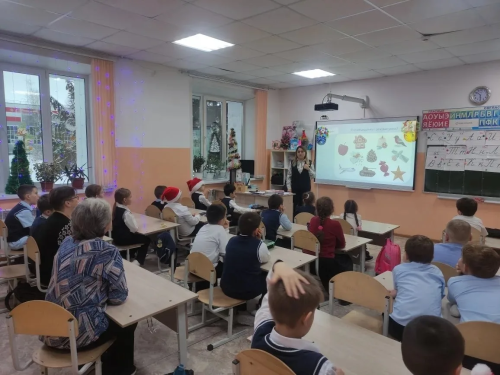 Гимназиядә кышкы могҗизалар мозаикасы белән таныштылар