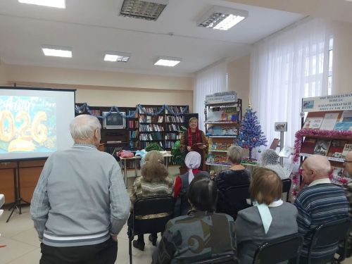В Верхнеуслонской библиотеке для старшего поколения провели новогодний огонёк
