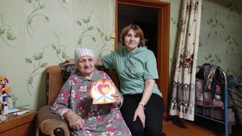 Акция «Вам дарим доброту»: волонтёры и дети поддержали людей с инвалидностью