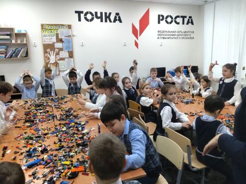 Яр Буе Морквашы мәктәбендә табигый фәннәр атналыгы узды