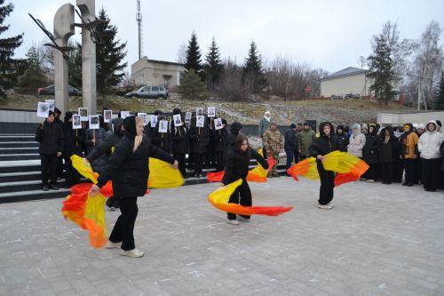 В Верхнем Услоне прошел митинг в честь Героев Отечества