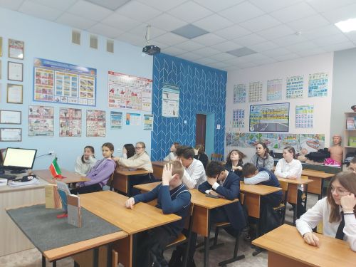 Гимназисты Верхнего Услона узнали о жизни и талантах Александра Грибоедова