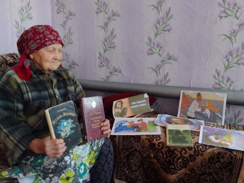 Верхнеуслонские соцработники отметили с подопечными День памяти А.С. Пушкина