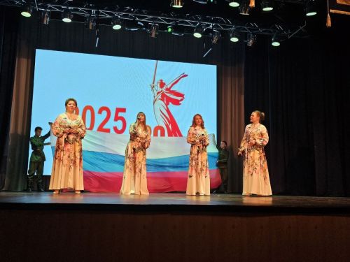 В Верхнем Услоне прошел концерт, посвященный Дню защитника Отечества