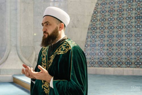 Муфтий Татарстана поздравил мусульман республики с началом месяца Рамадан