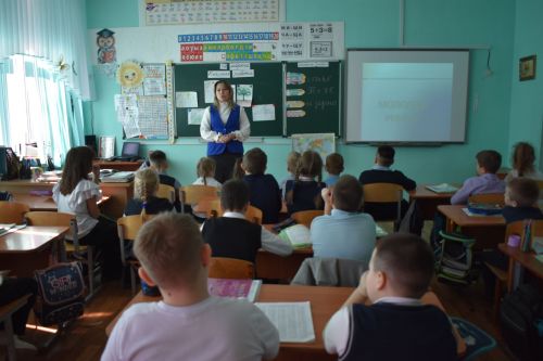 В Верхнеуслонской средней школе учащимся напомнили о соблюдении ПДД
