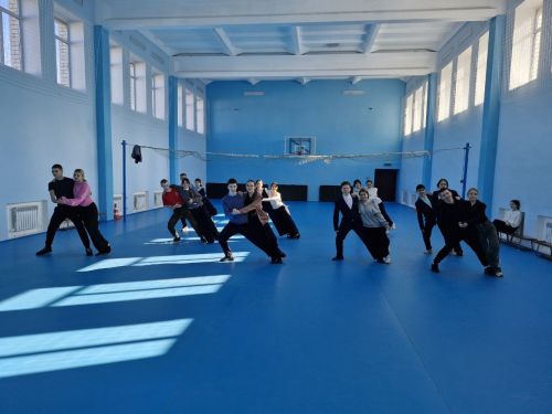 Шеланговских школьников пригласили на вальс